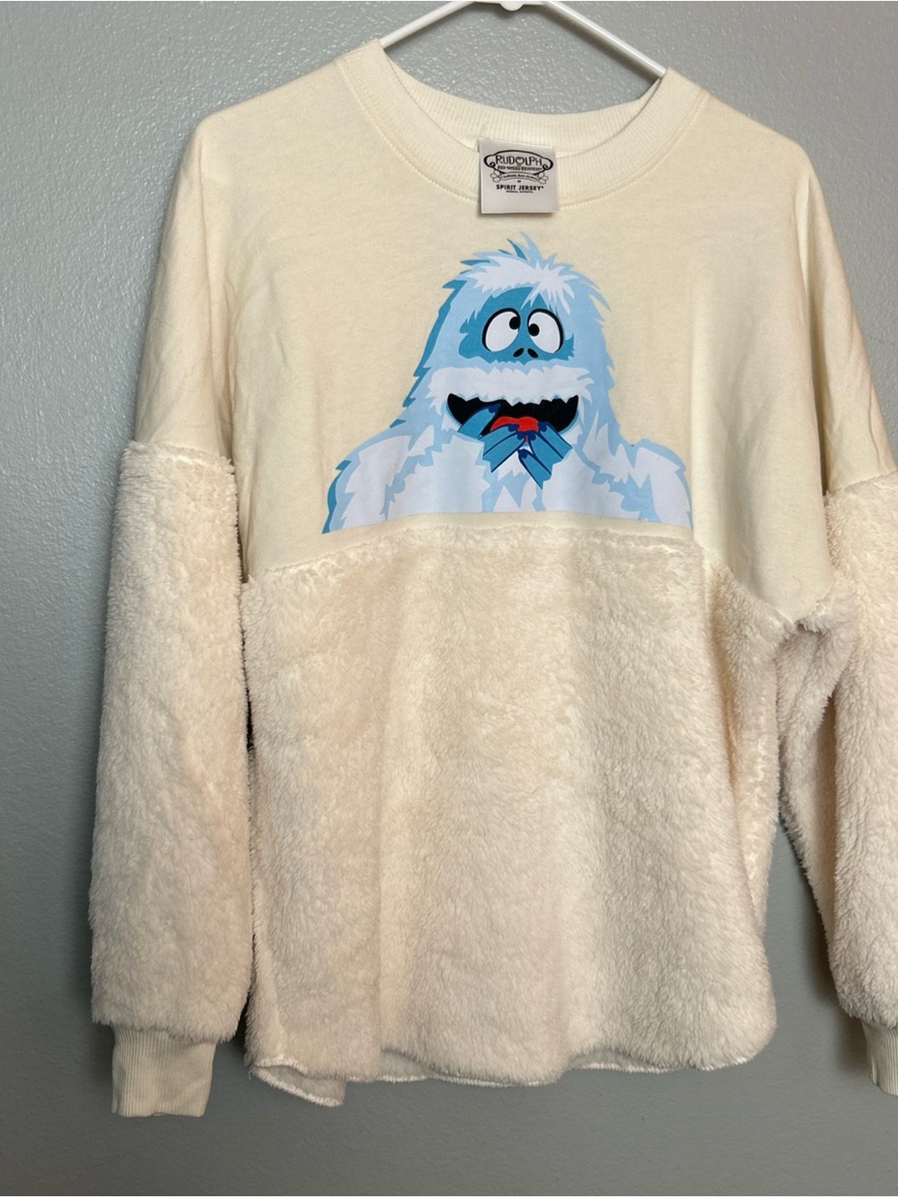 Disney Spirit Jersey XS Yeti Abominable Snowman Rudolph, Sherpa, Oversized